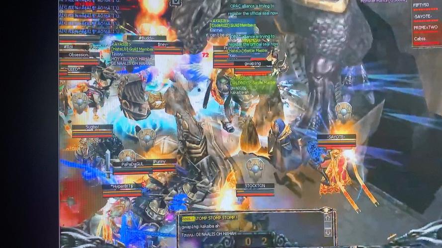 奇迹MU私服特色解析：经典魔幻画风与自由玩法带你重温热血战斗